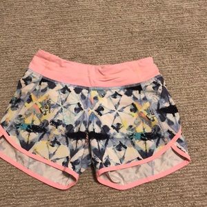 Ivivva tie-dye shorts